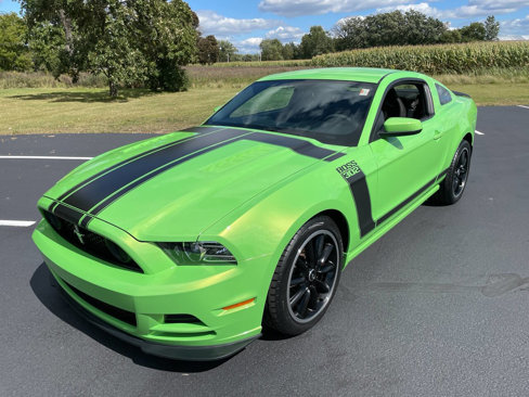 Used 2013 Ford Mustang Boss 302 w/ Boss 302 Accessory Pkg image 5