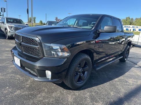 Used 2018 RAM 1500 Express w/ Black Ram 1500 Express Group image 7