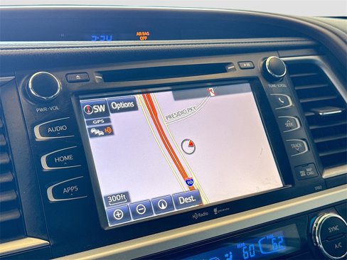 Used 2015 Toyota Highlander XLE image 13