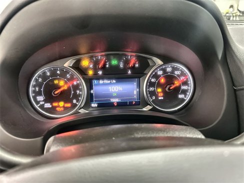 Used 2023 GMC Terrain SLE w/ Driver Convenience Package image 10