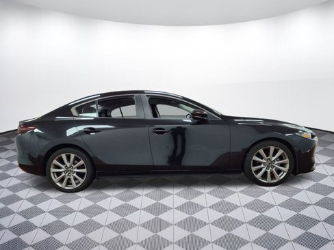 Used 2019 MAZDA MAZDA3 Sedan w/ Select Package image 7