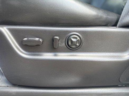 Used 2012 Chevrolet Suburban LTZ image 35