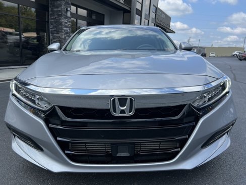Used 2020 Honda Accord EX image 11
