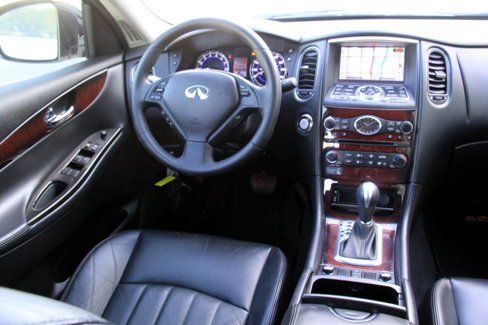 Used 2014 INFINITI QX50 Journey w/ Premium Package image 9