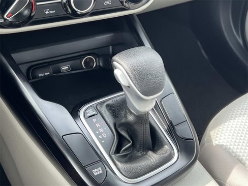 Used 2022 Kia Soul LX image 23