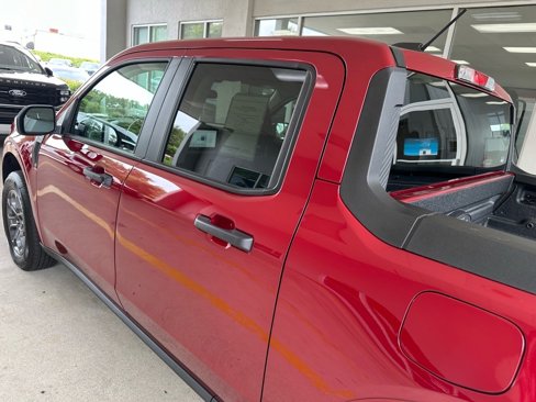 New 2025 Ford Maverick XLT image 13
