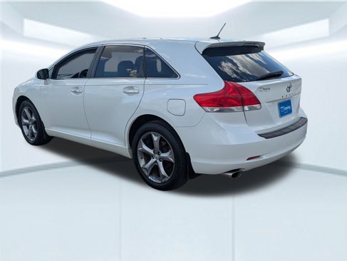 Used 2011 Toyota Venza image 4
