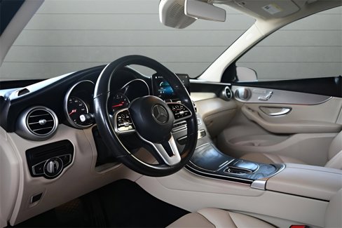 Used 2020 Mercedes-Benz GLC 300 4MATIC image 18