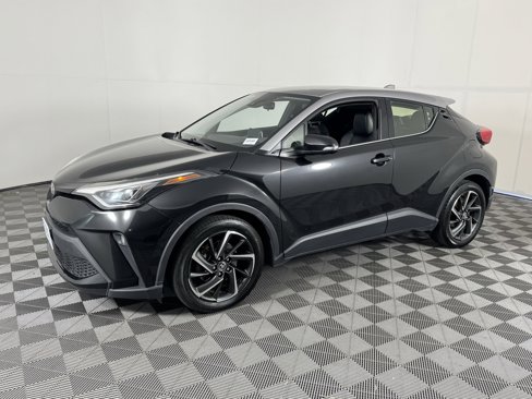 Used 2020 Toyota C-HR Limited image 8