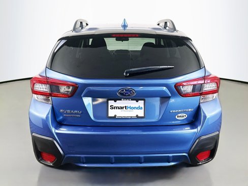 Used 2021 Subaru Crosstrek 2.0i Premium image 6