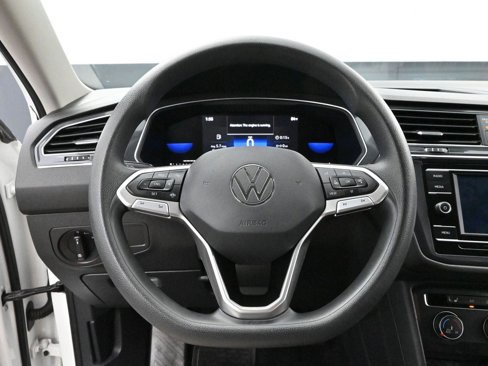 Used 2022 Volkswagen Tiguan S image 15