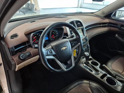 Used 2014 Chevrolet Malibu LTZ image 8