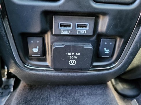 Used 2019 Jeep Grand Cherokee Overland image 14