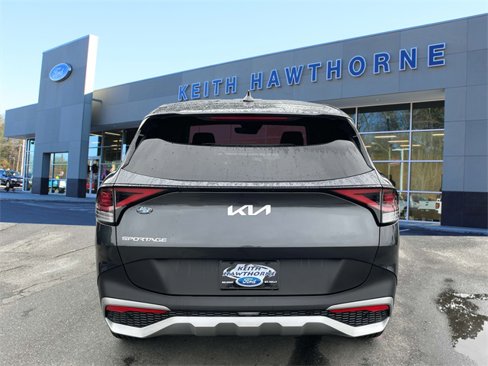 Used 2023 Kia Sportage EX image 5