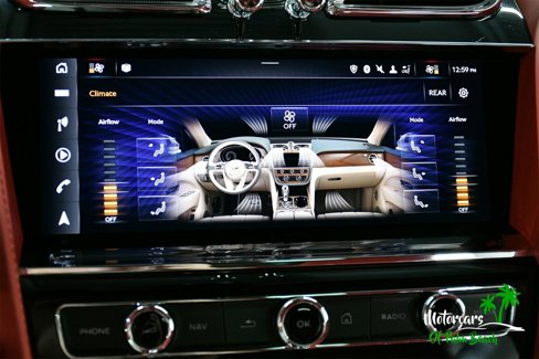 Used 2022 Bentley Bentayga image 35