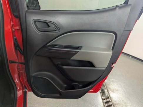Used 2020 Chevrolet Colorado W/T image 20