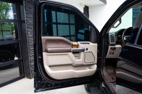 Used 2020 Ford F150 Limited w/ Trailer Tow Package image 11
