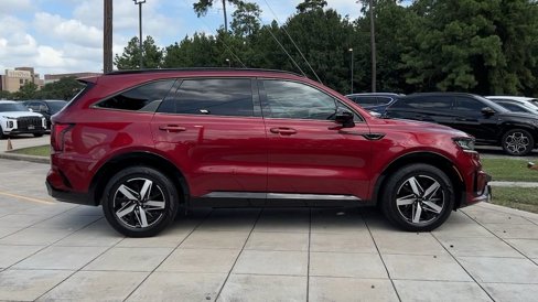 Used 2021 Kia Sorento S w/ Panoramic Sunroof Package image 14