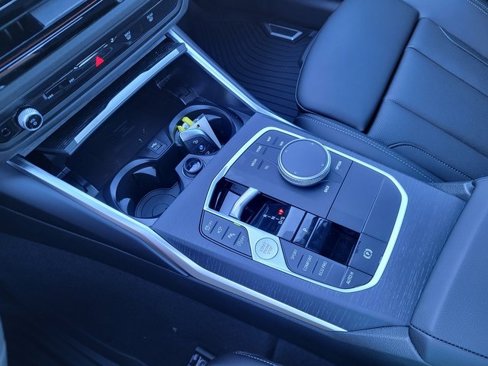 New 2025 BMW 330i Sedan w/ M Sport Package image 19