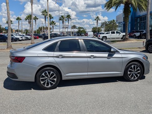 Used 2023 Volkswagen Jetta S image 3