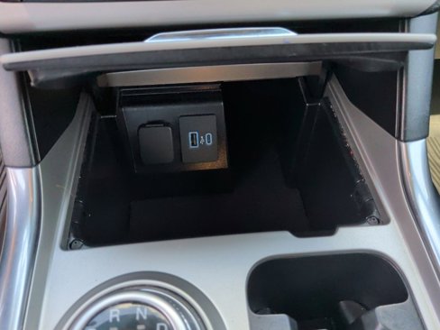 Used 2023 Ford Explorer XLT w/ Equipment Group 202A image 28