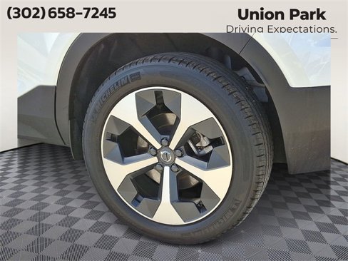 New 2025 Volvo XC40 B5 Core w/ Protection Package Premier image 7