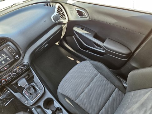 Certified 2021 Kia Soul LX image 17