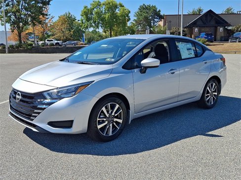 New 2025 Nissan Versa SV w/ Trunk Package image 3