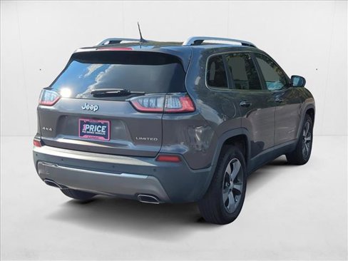 Used 2019 Jeep Cherokee Limited image 5