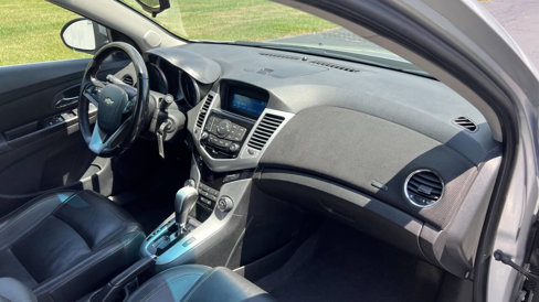 Used 2012 Chevrolet Cruze LT image 22