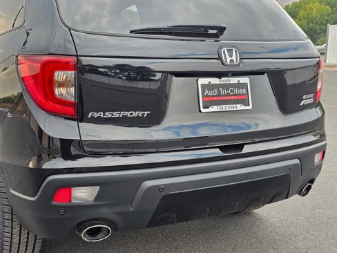 Used 2021 Honda Passport Elite image 7