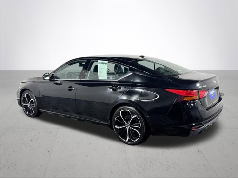 Used 2023 Nissan Altima 2.5 SR image 8