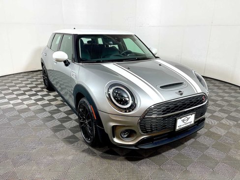 Certified 2023 MINI Cooper Clubman S image 2