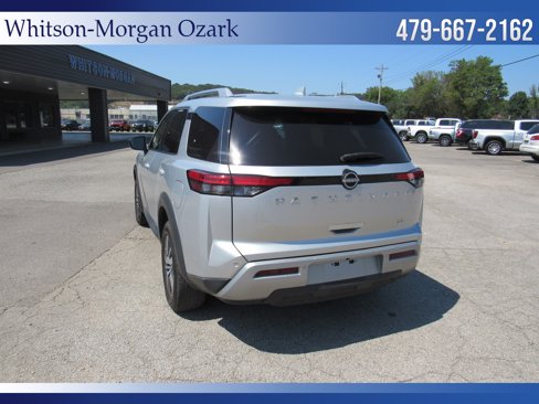 Used 2023 Nissan Pathfinder SL image 9