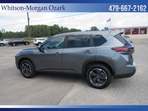 Used 2024 Nissan Rogue SV image 6