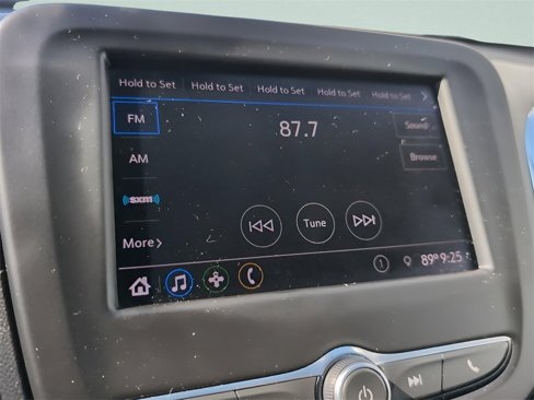 Used 2020 Chevrolet Equinox LT image 16