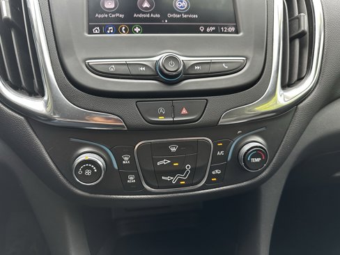Used 2022 Chevrolet Equinox LT image 25