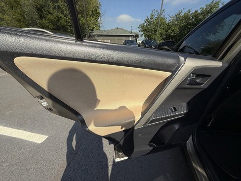 Used 2015 Toyota RAV4 XLE image 11