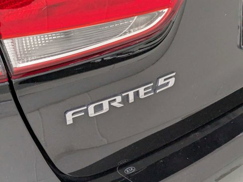 Used 2014 Kia Forte EX w/ EX Premium Package image 11