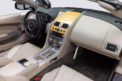 Used 2014 Aston Martin DB9 Volante image 11