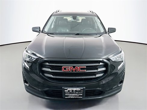 Used 2019 GMC Terrain SLT w/ Preferred Package image 2