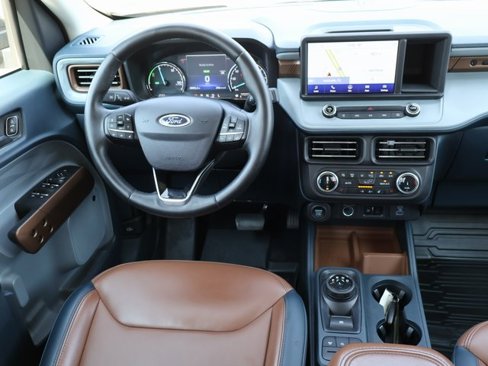 Used 2024 Ford Maverick Lariat image 12