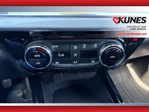 New 2025 Chevrolet Trax LT w/ Driver Confidence Package image 28