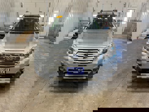 Used 2016 Subaru Outback 3.6R Limited image 8