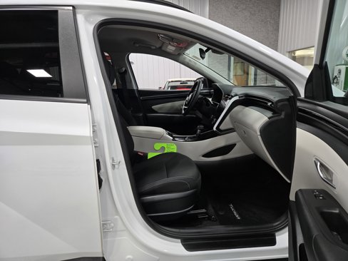 Used 2022 Hyundai Tucson SEL w/ Cargo Package image 11