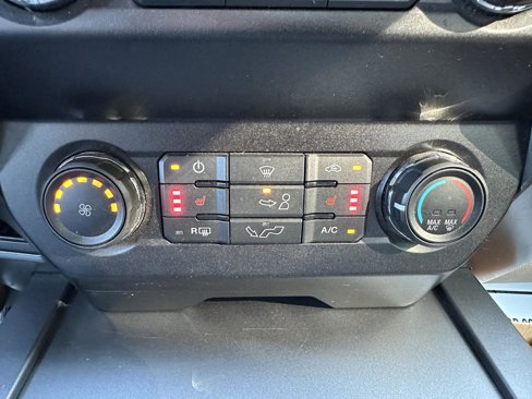 Used 2019 Ford F150 XLT w/ Equipment Group 302A Luxury image 17
