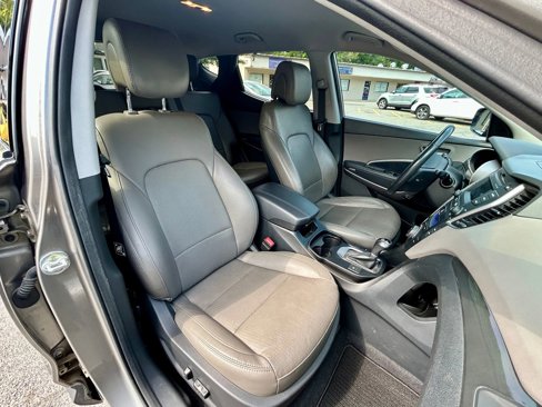 Used 2015 Hyundai Santa Fe Sport w/ Option Group 03 image 17