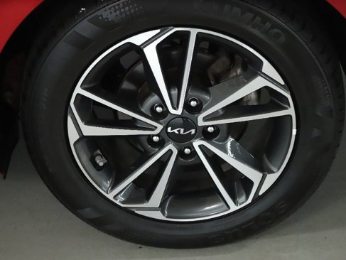 Used 2023 Kia Forte LXS w/ LXS Technology Package image 39