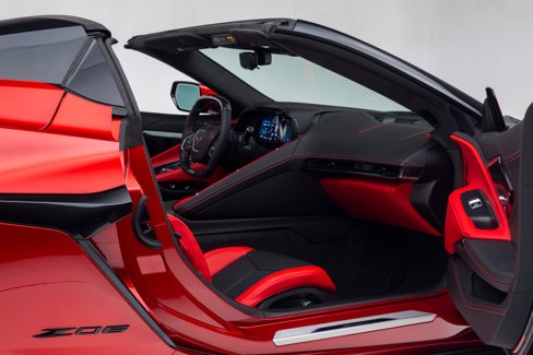 Used 2024 Chevrolet Corvette Z06 w/ Stealth Interior Trim Package image 40