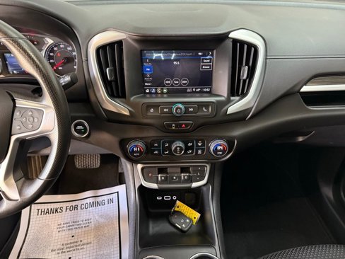 Used 2023 GMC Terrain SLE w/ Driver Convenience Package image 21